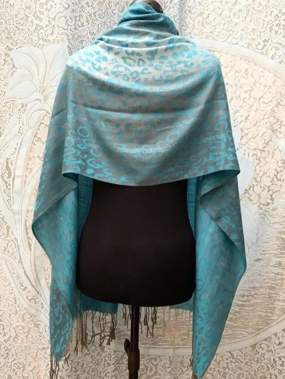 N/A turquoise aqua