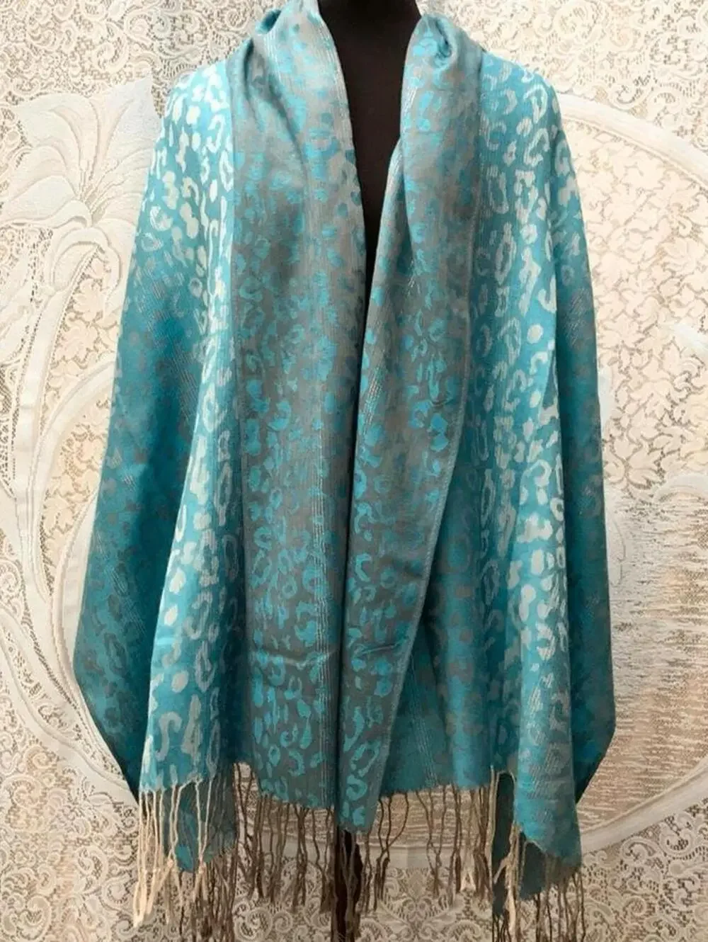 N/A turquoise aqua