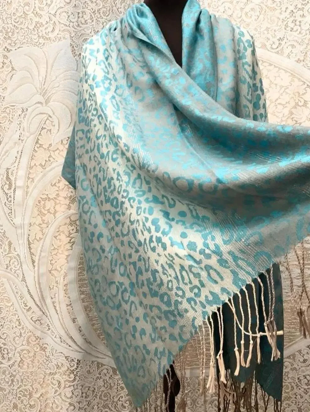 N/A turquoise aqua