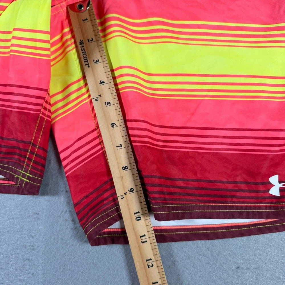 Under Armour 36 drawstring lightweight