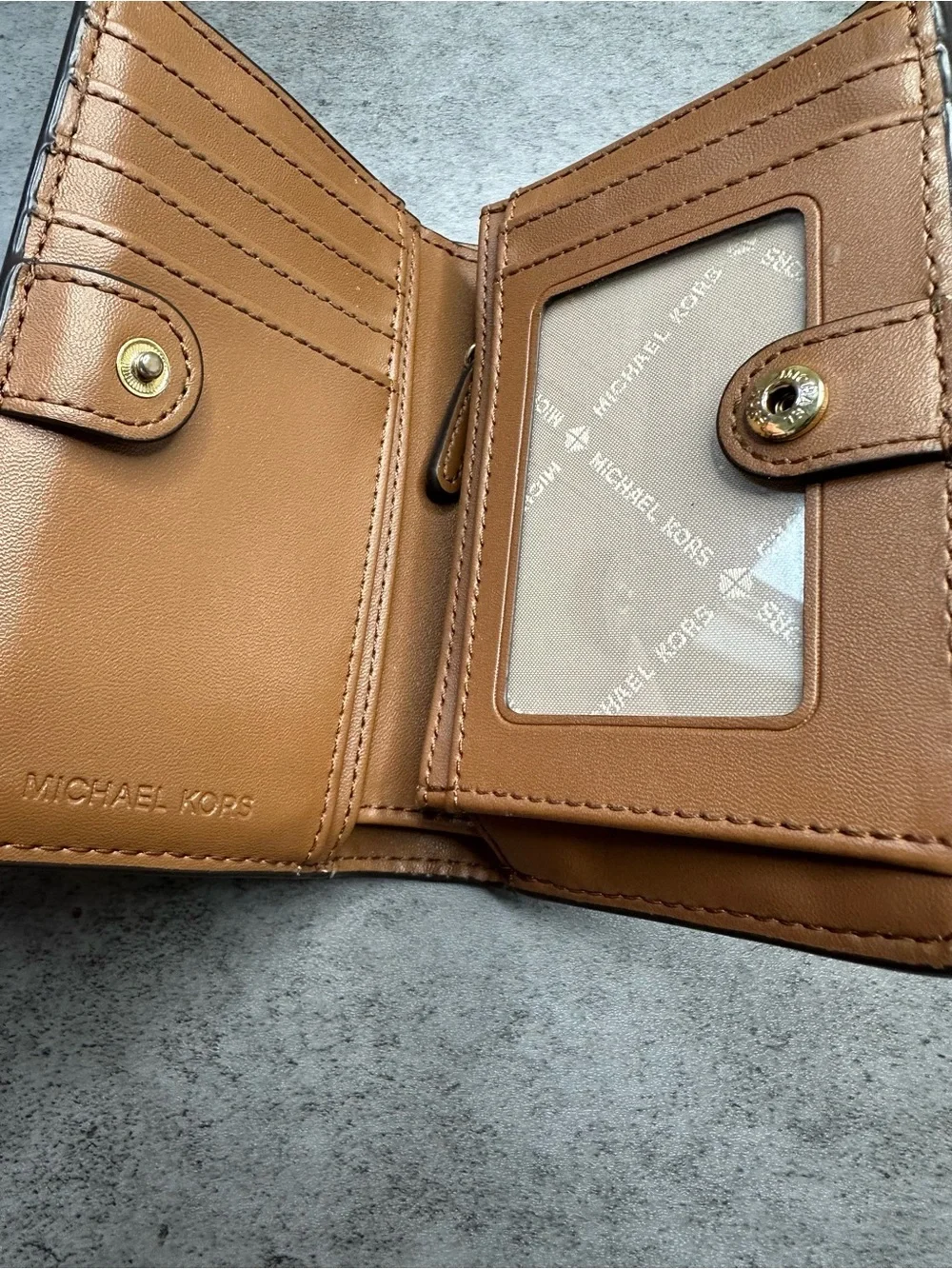 Michael Kors classic michael