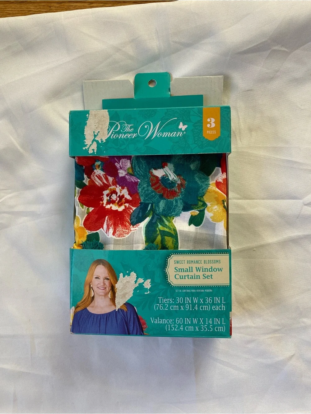 The Pioneer Woman bold floral