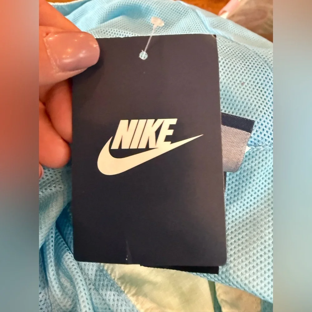 Nike nwt girl’s