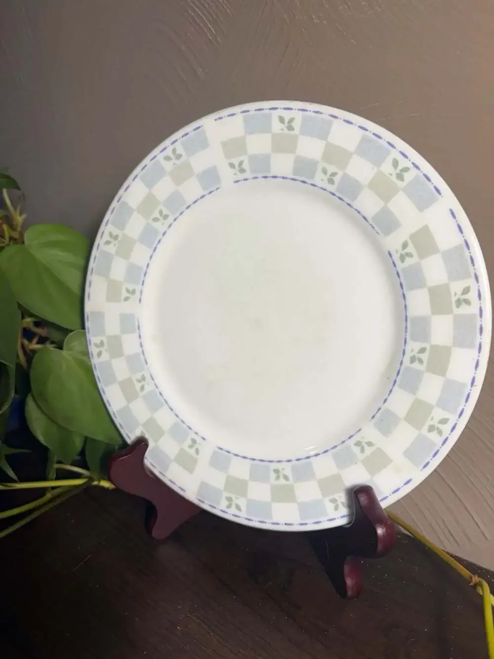 Oneida Katrin Stoneware Salad Plate 7.5-inch