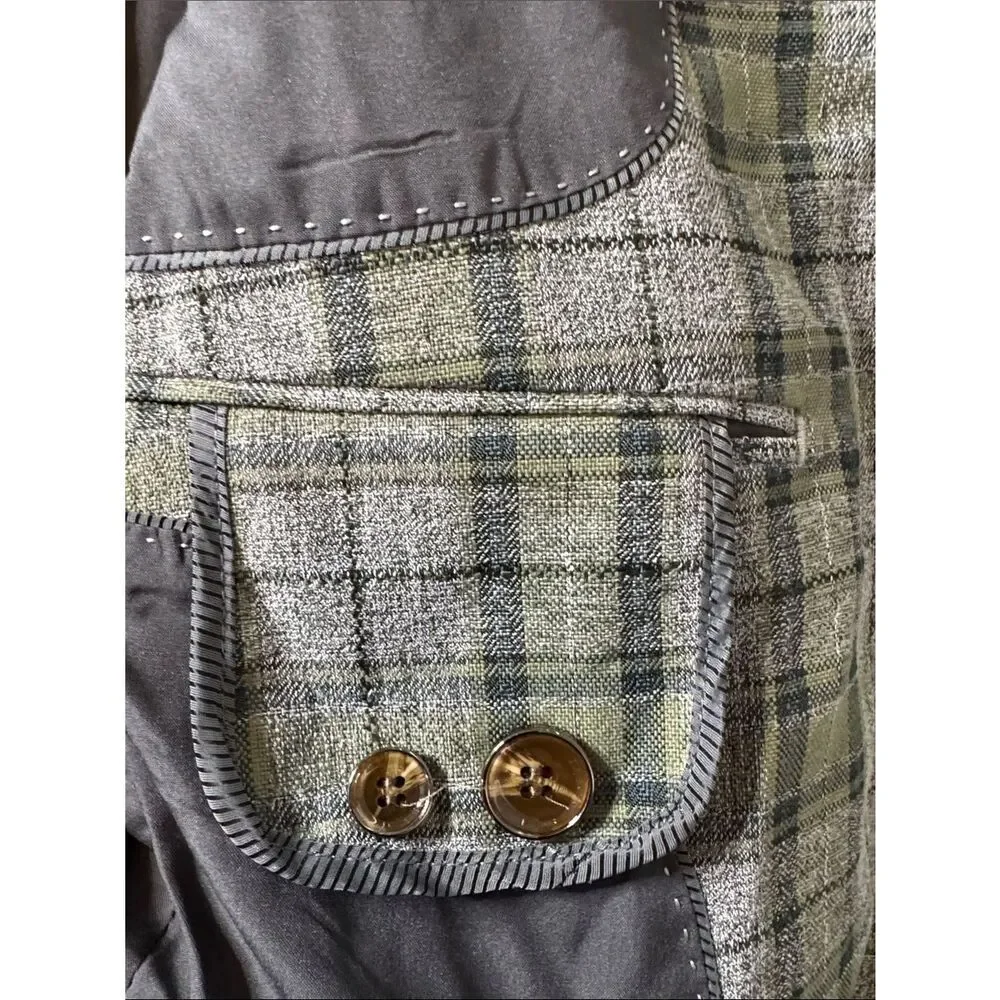 N/A men green
