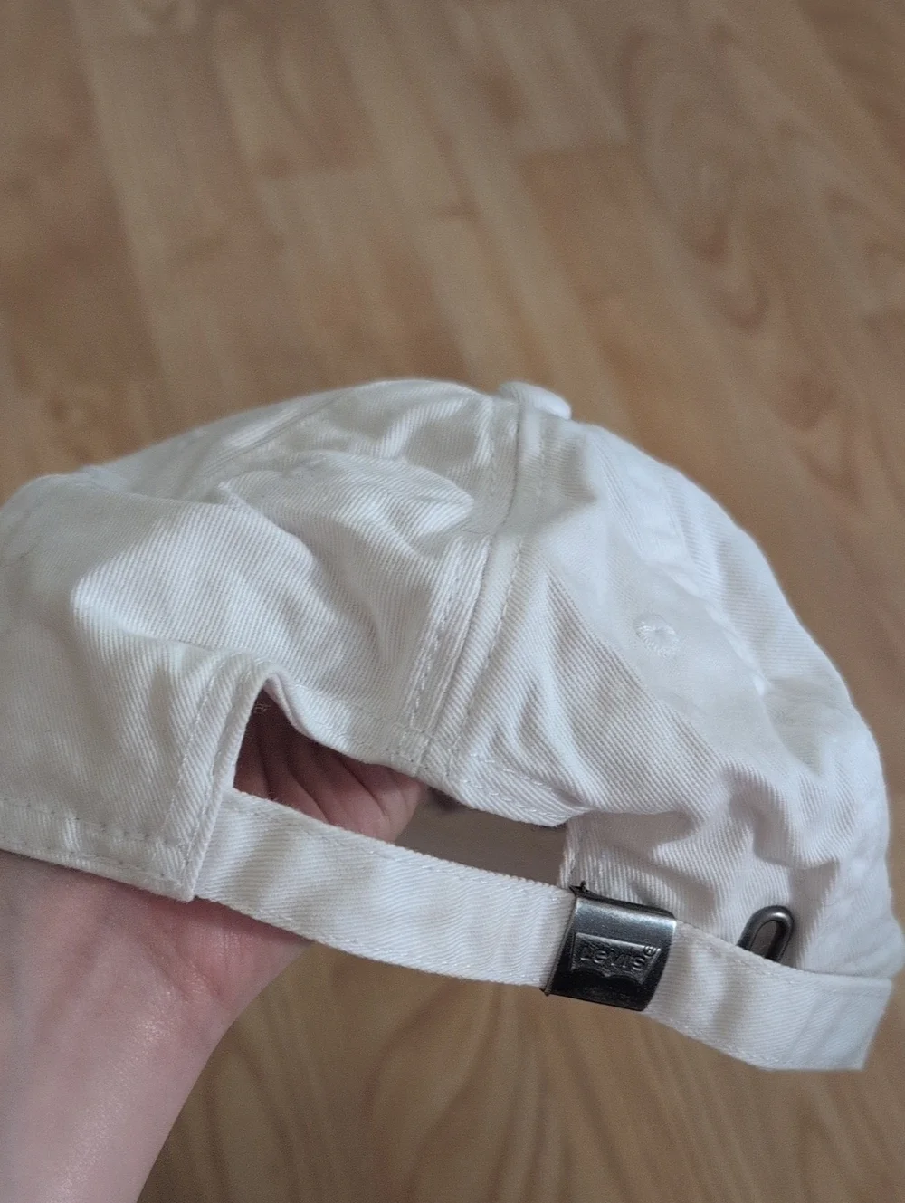 Levis fair cap