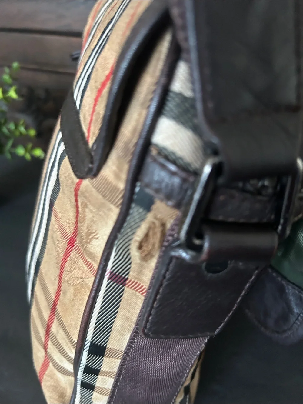 Beautiful Beige Plaid Crossbody Messenger Bag