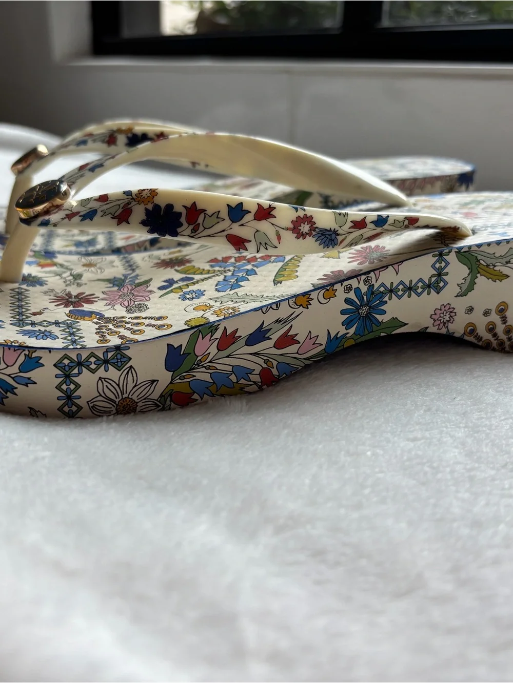 Tory Burch White Floral Platform Flip Flop Sandals
