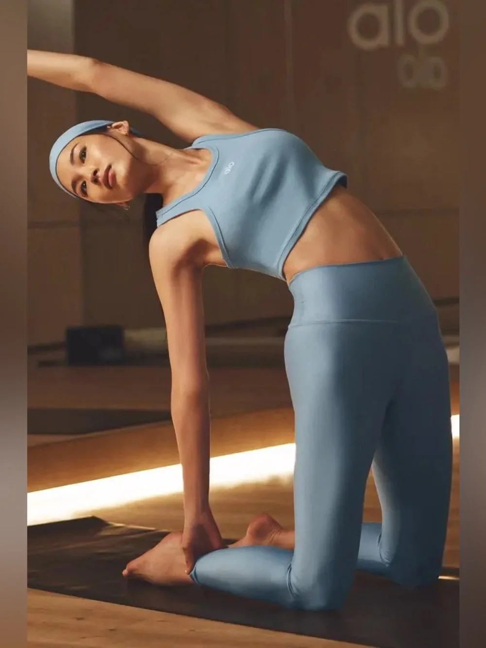 ALO Yoga new color firm