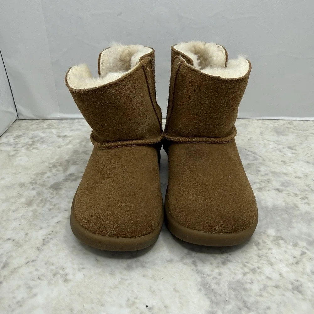 UGG pre owned