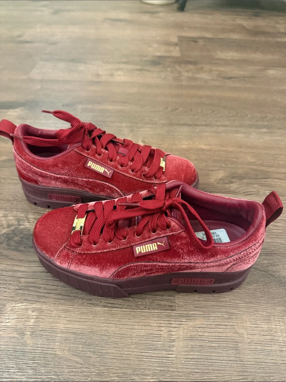 Puma Mayze Red Burgundy Velvet Platform Sneakers with Gold Accents Size 7