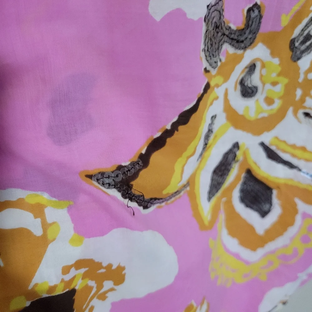 Tory Burch embrace vibrant