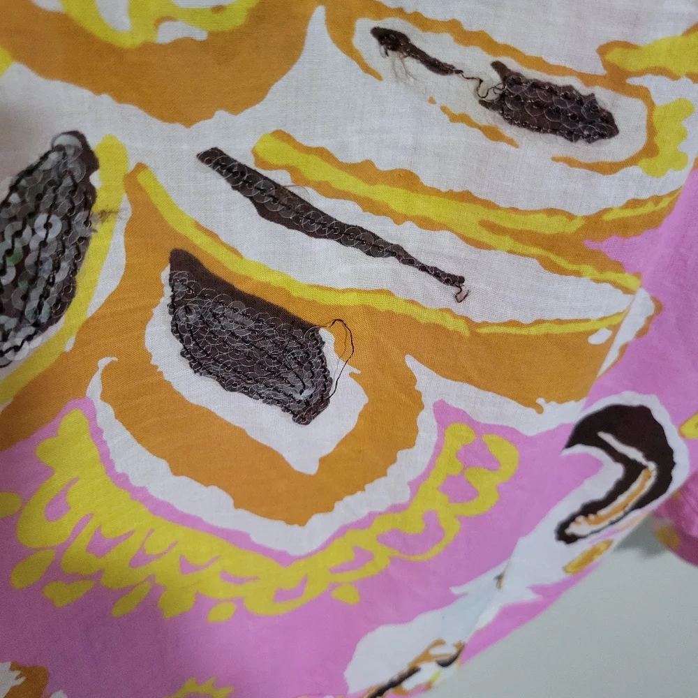 Tory Burch embrace vibrant