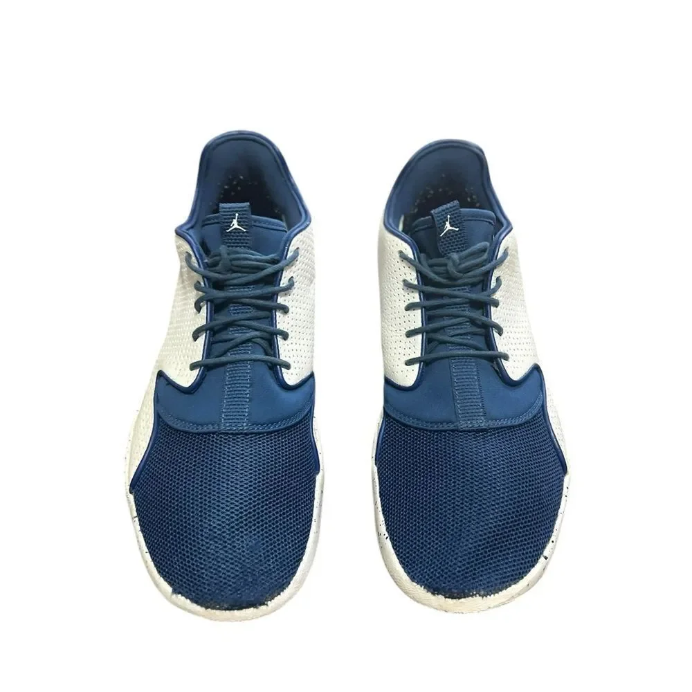 Jordan air eclipse