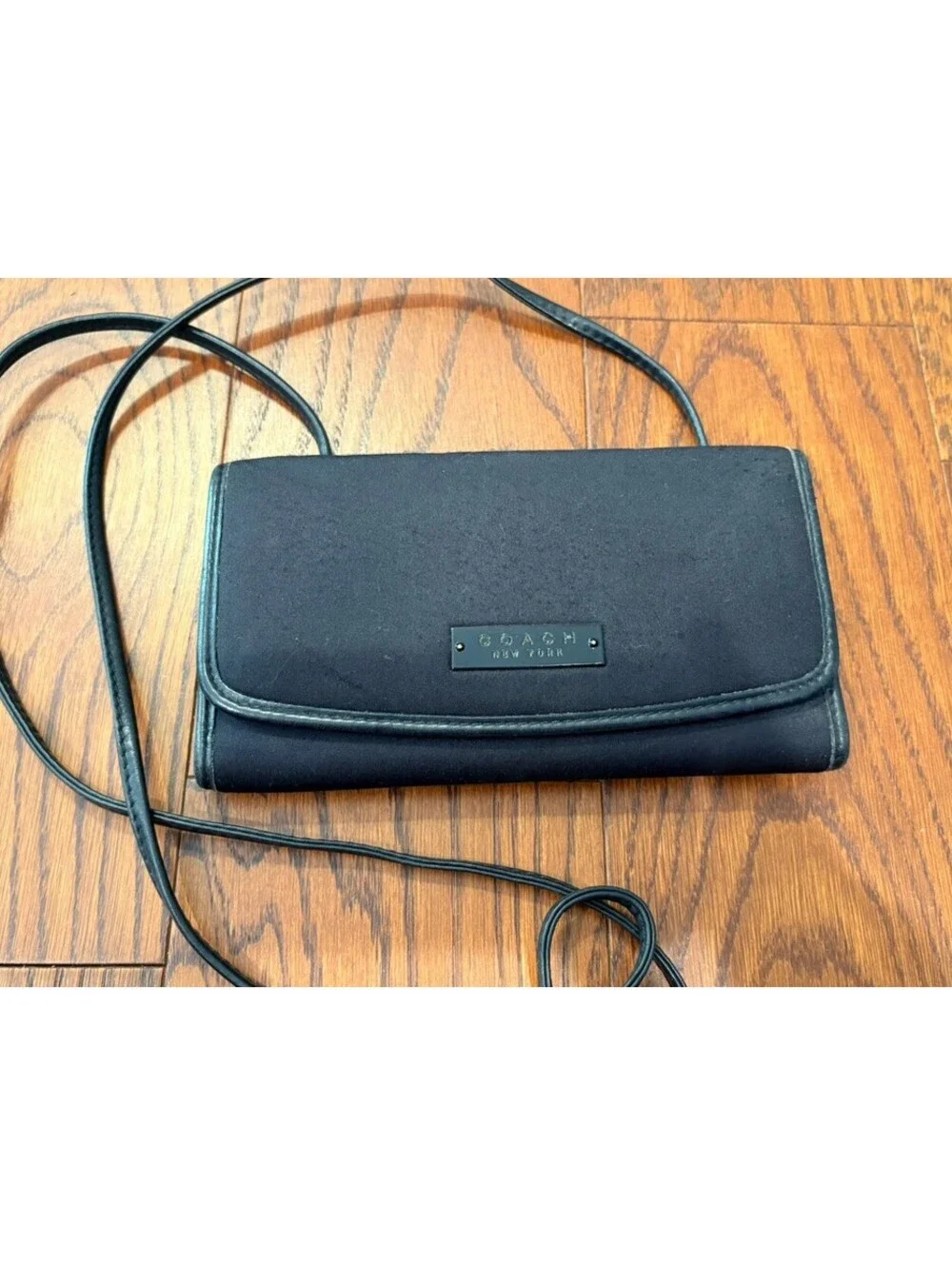 Coach Swing Wallet Purse Black Leather Trim Small Trifold Crossbody Strap