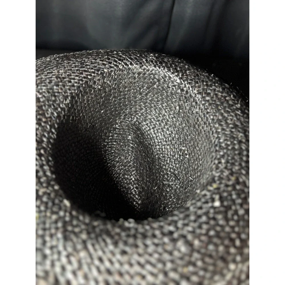 Unbranded woven straw