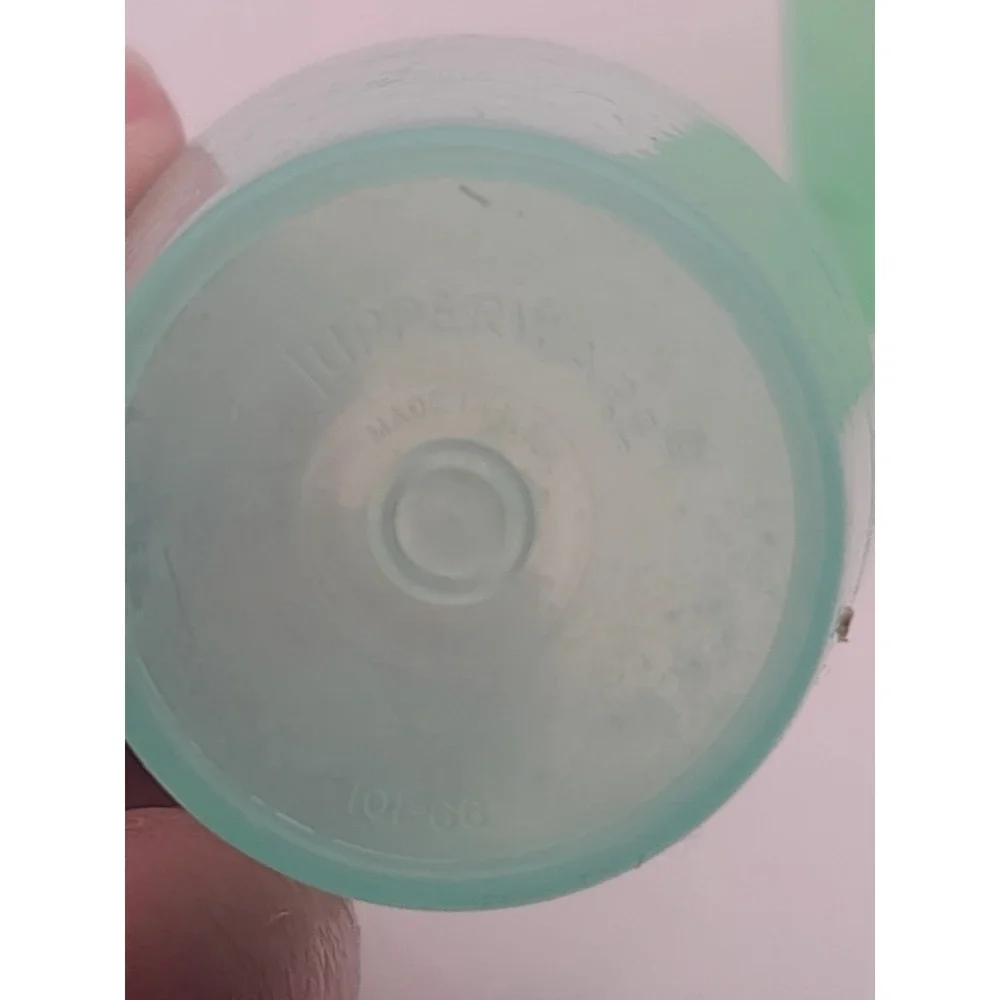 Tupperware oz mini