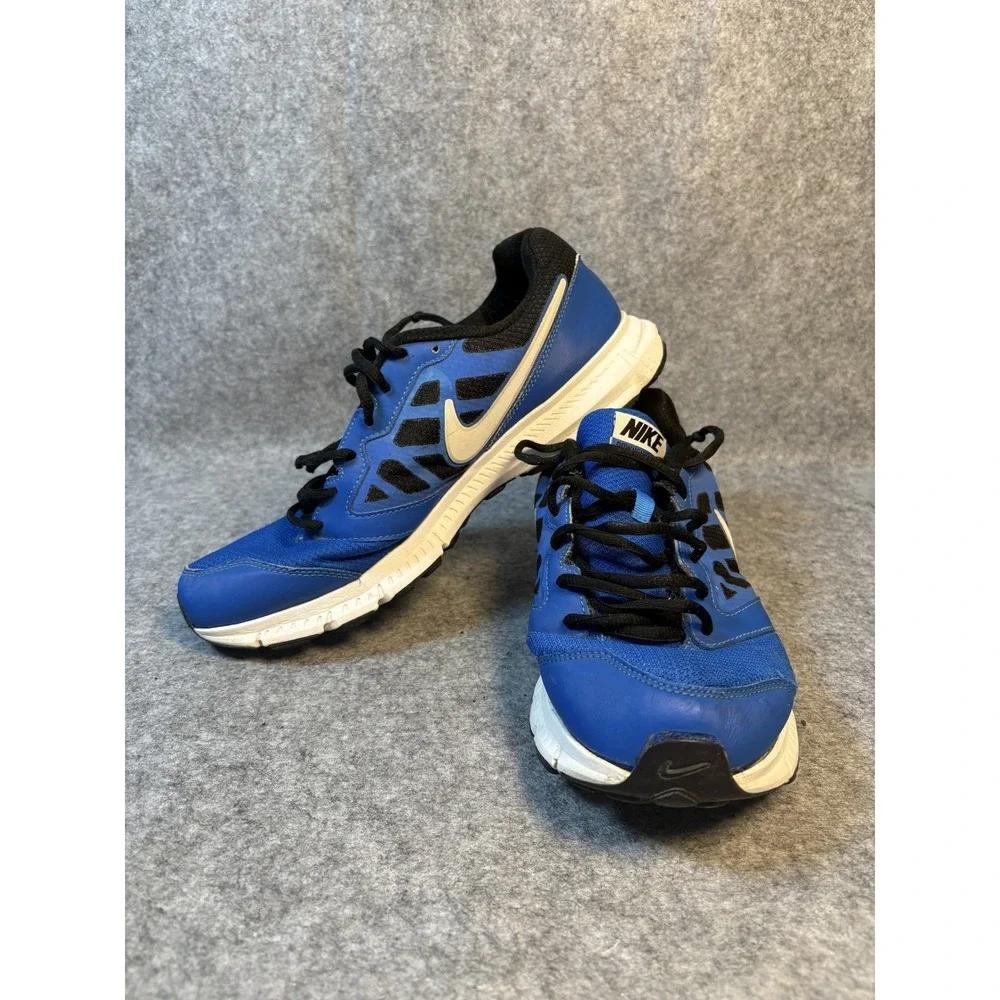 Nike downshifter running