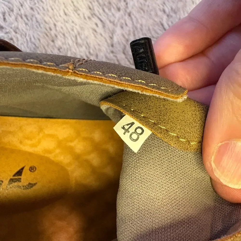 Salkin pair tan