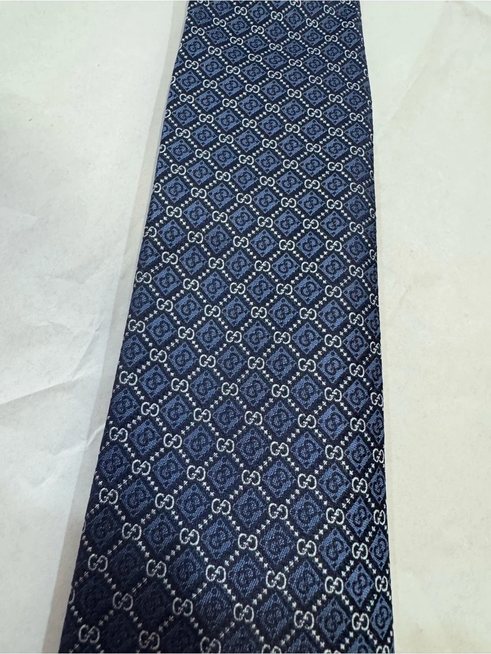 Gucci luxury silk