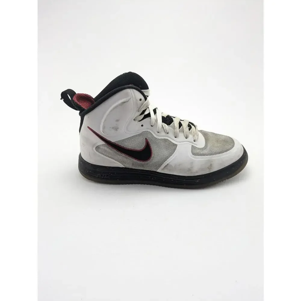 Nike vintage shoes