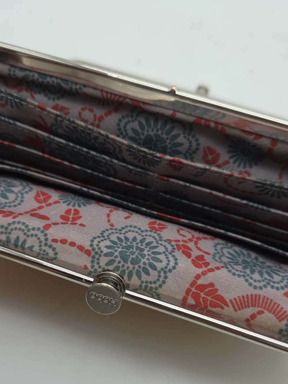 HOBO lauren clutch