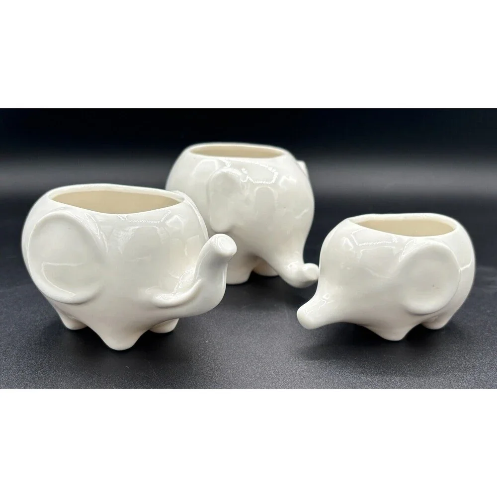 Mini Ceramic Elephant Shaped Planters Pots for Succulents Set of 3‎ Mod White