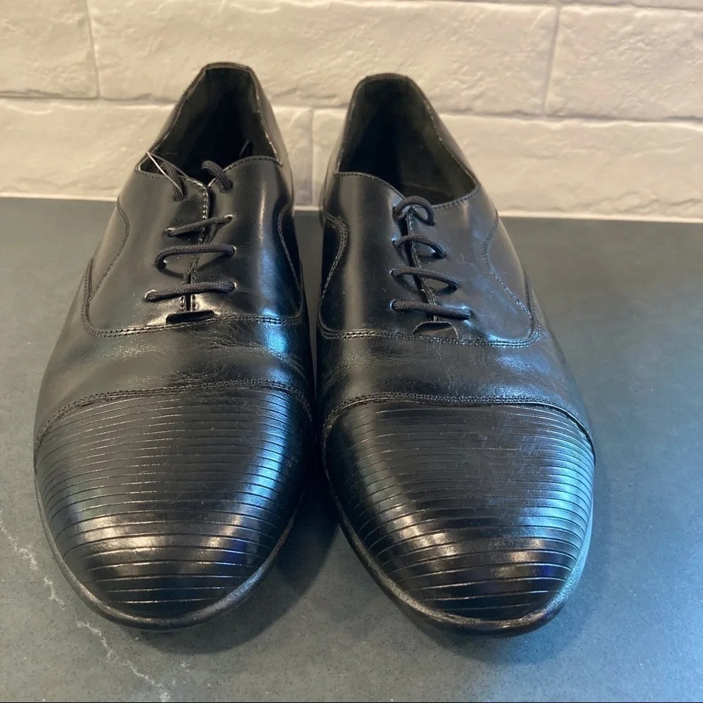 Stacy Adams accents derby