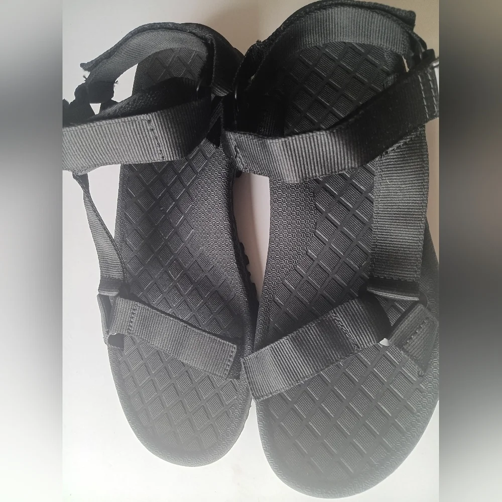 camel crouwn these black