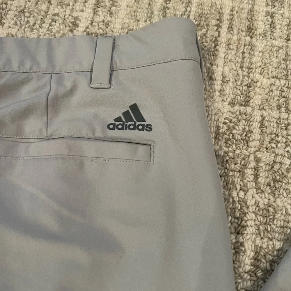adidas sleek light