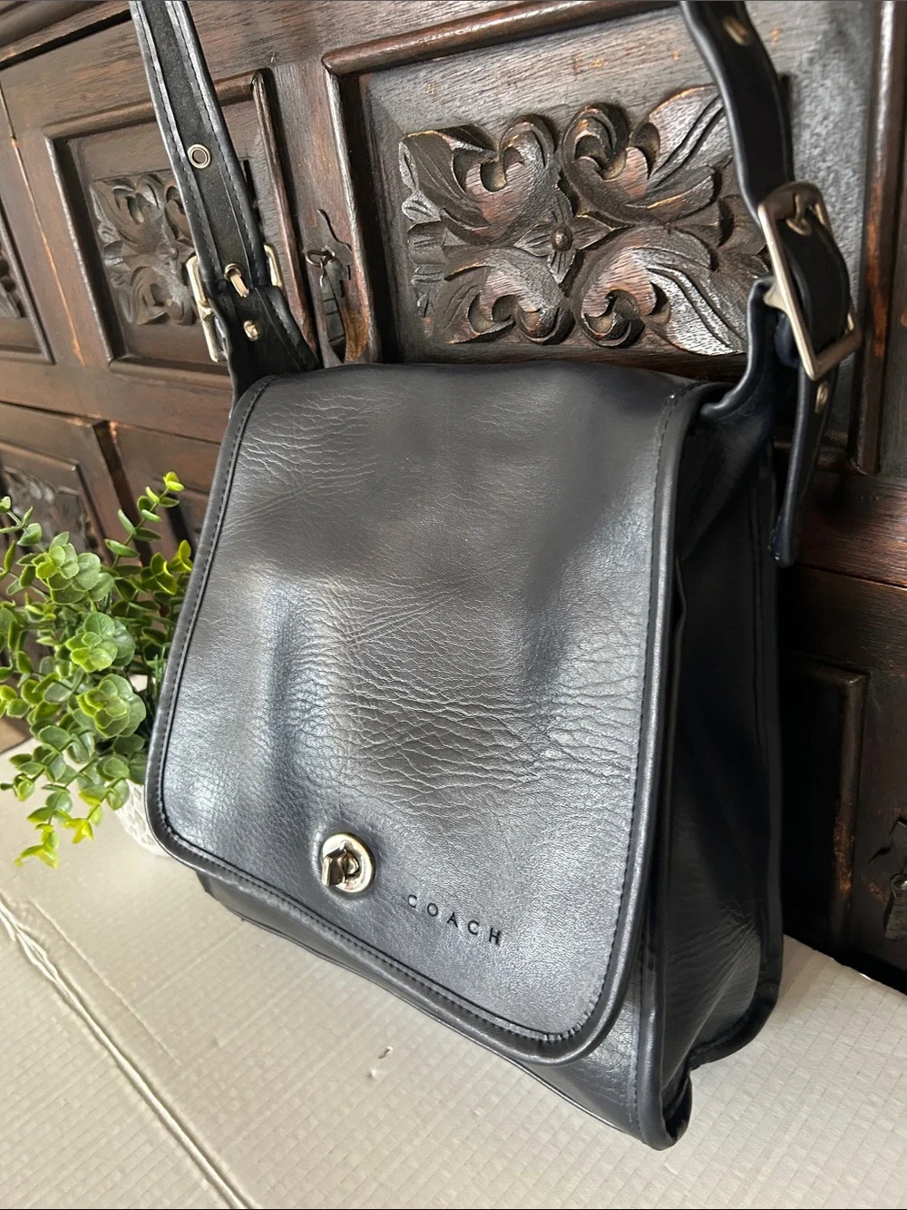 Beautiful Black Leather Messenger Crossbody Bag