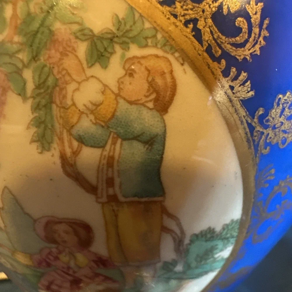 Antique this porcelain