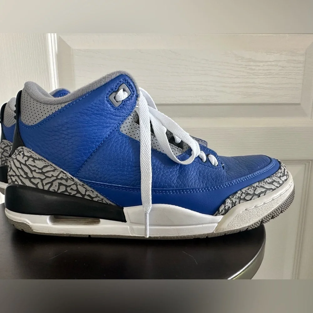 Nike lightly used