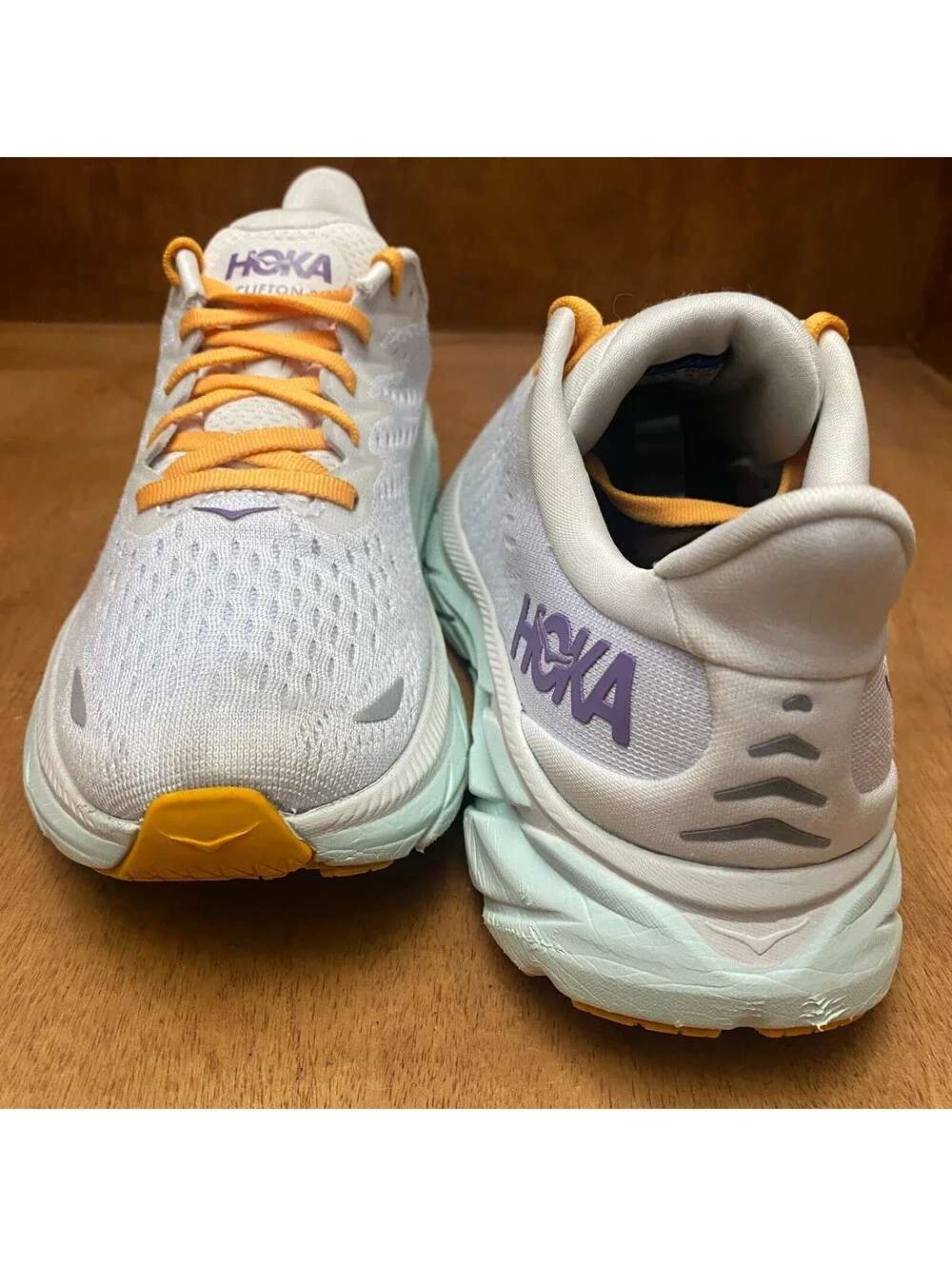 Hoka One One Clifton 8 Running Shoes Womens Sz 6.5 B White Sneakers 1119394 BDBW