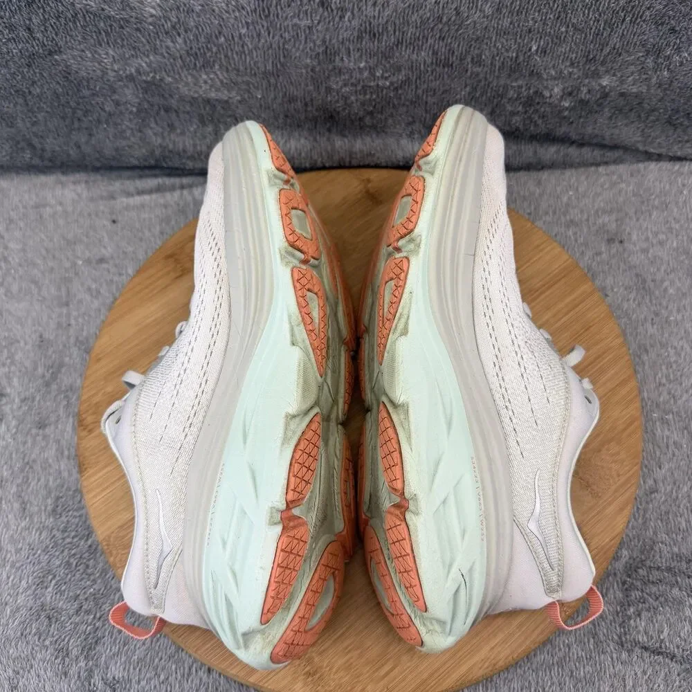 Hoka One One hoka one