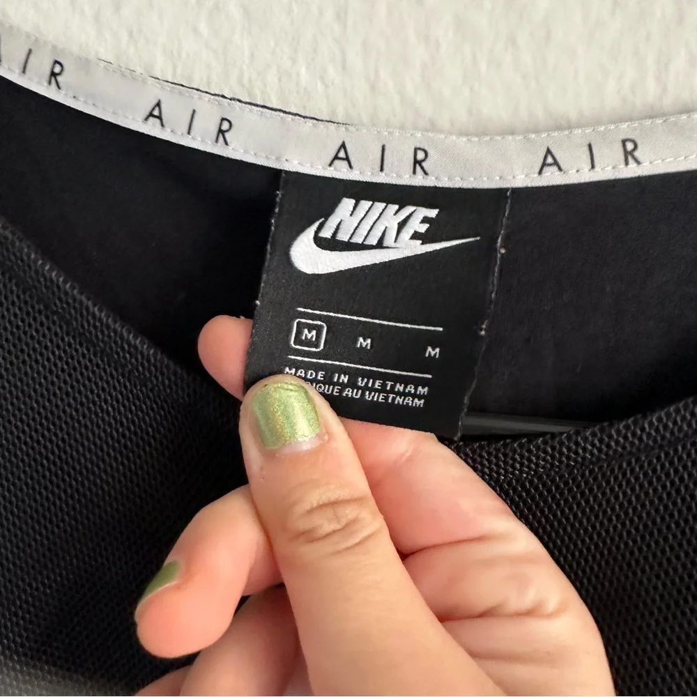 Nike soft black