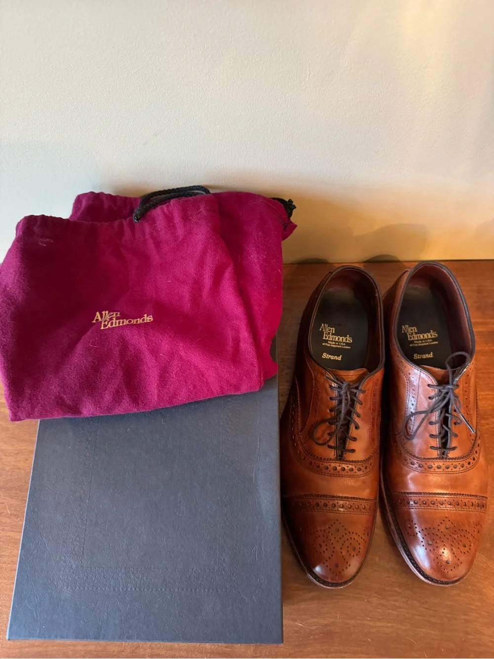 Allen Edmonds Men's Strand Walnut Shoes