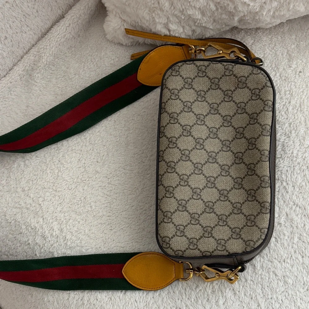 Gucci GG Supreme Beige and Brown Crossbody with Green-Red Web Strap