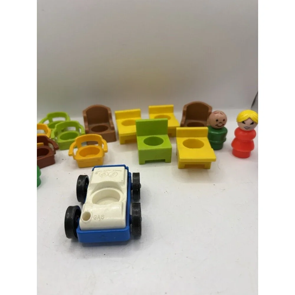 Fisher-Price people line