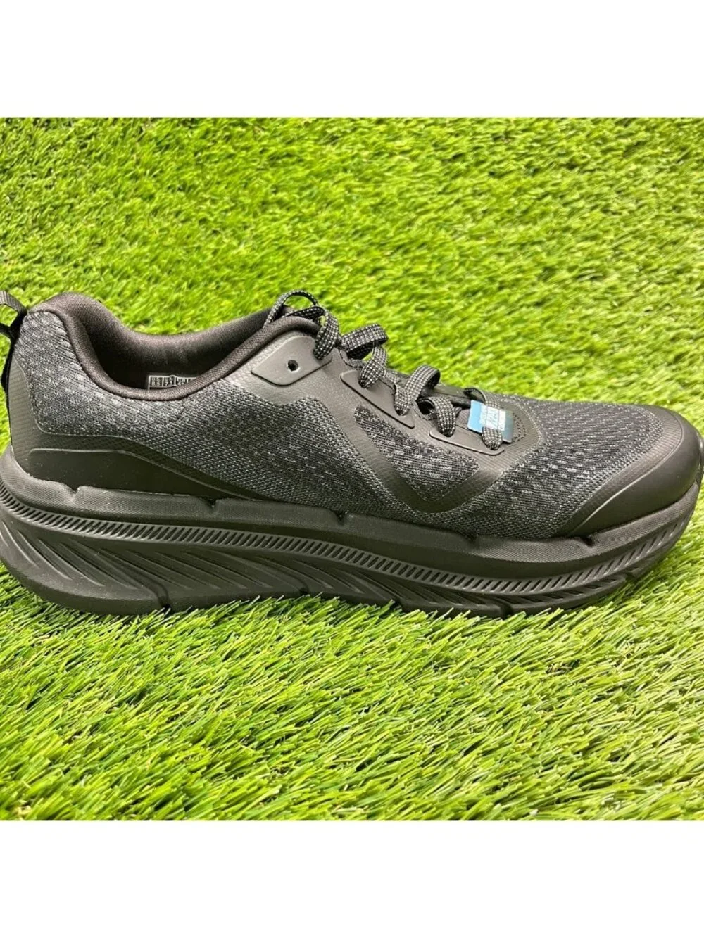 Skechers please review
