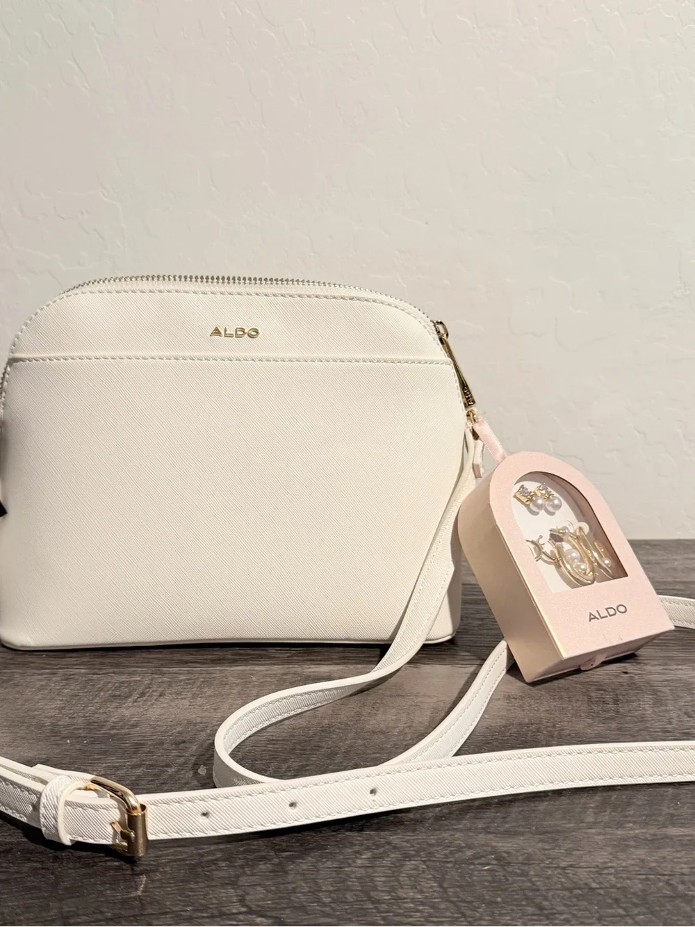 Aldo Cream White Crossbody Bag with Gold Hardware