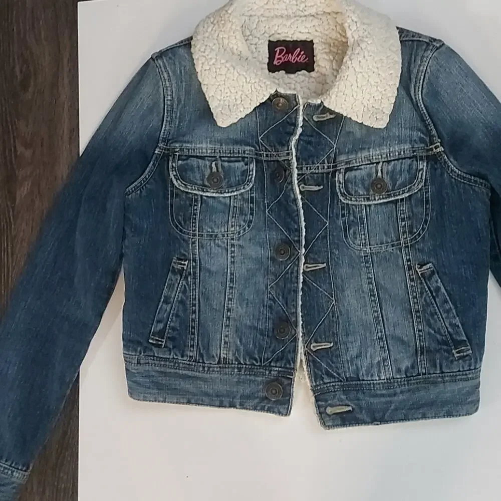 Sanei International style crop