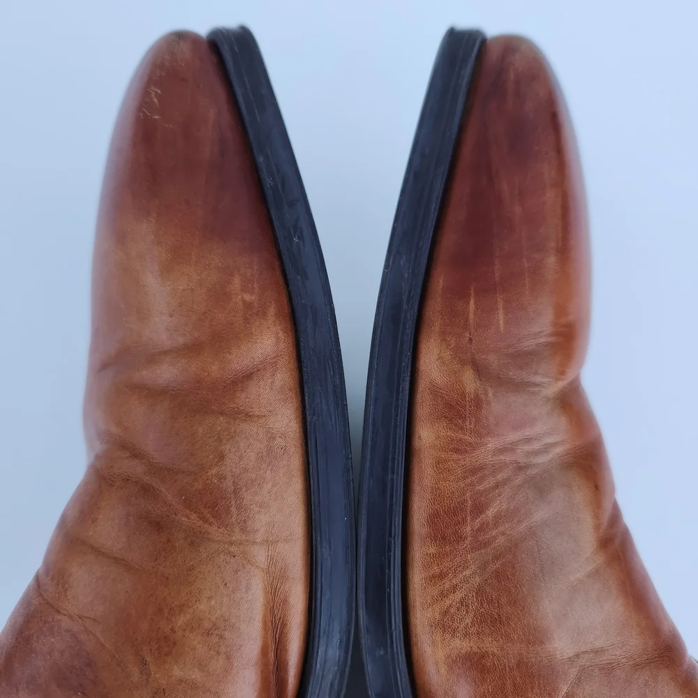 Magnanni shown monk