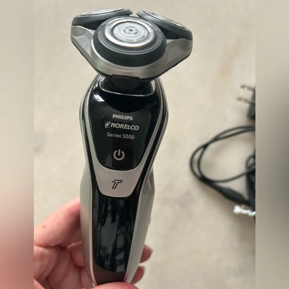 Philips norelco series