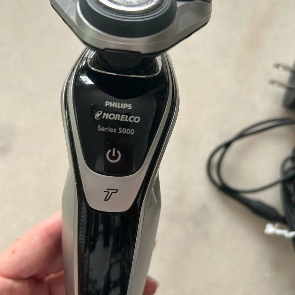 Philips norelco series