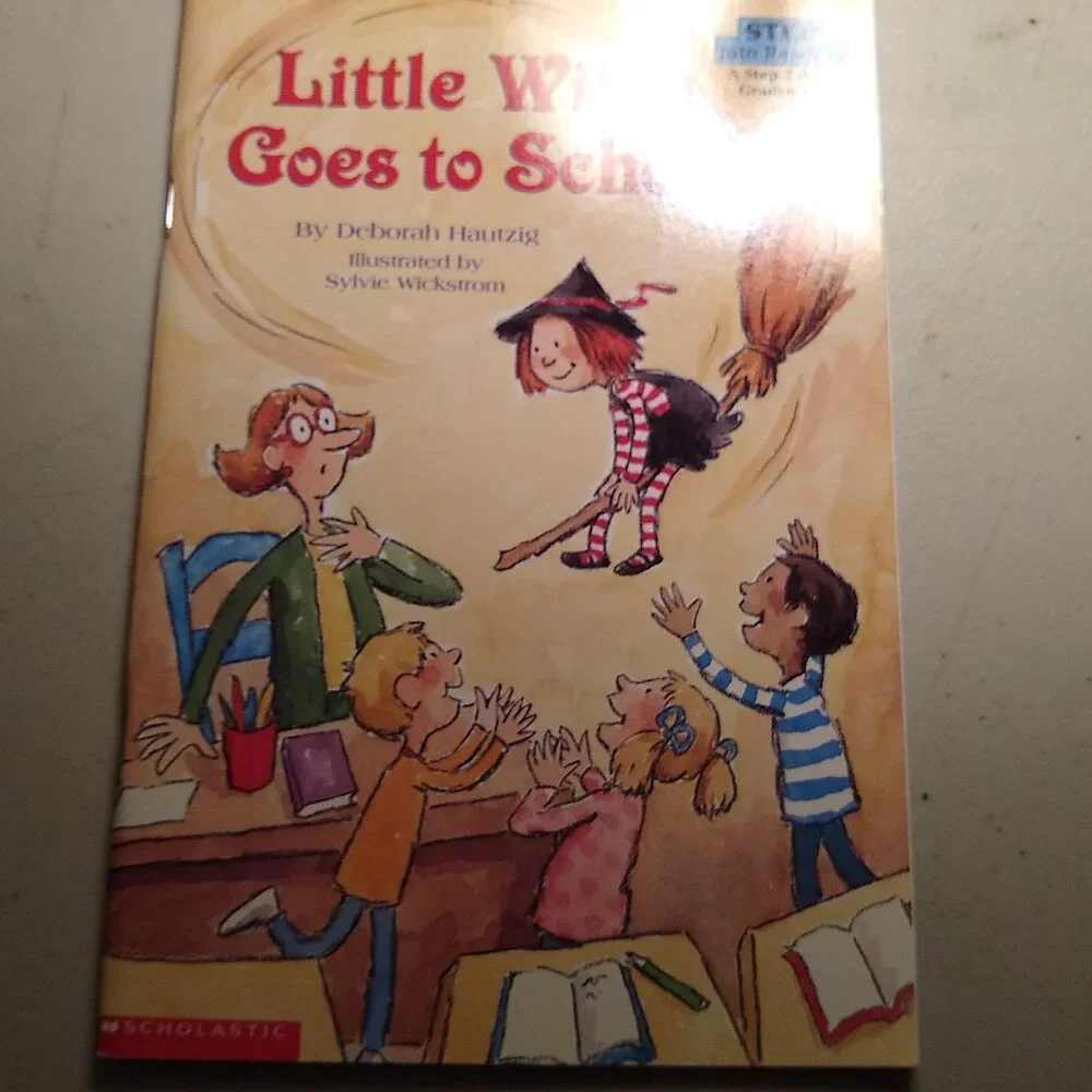 Beginner Reader level 1 & 2 set of x 8 Paperbacks New