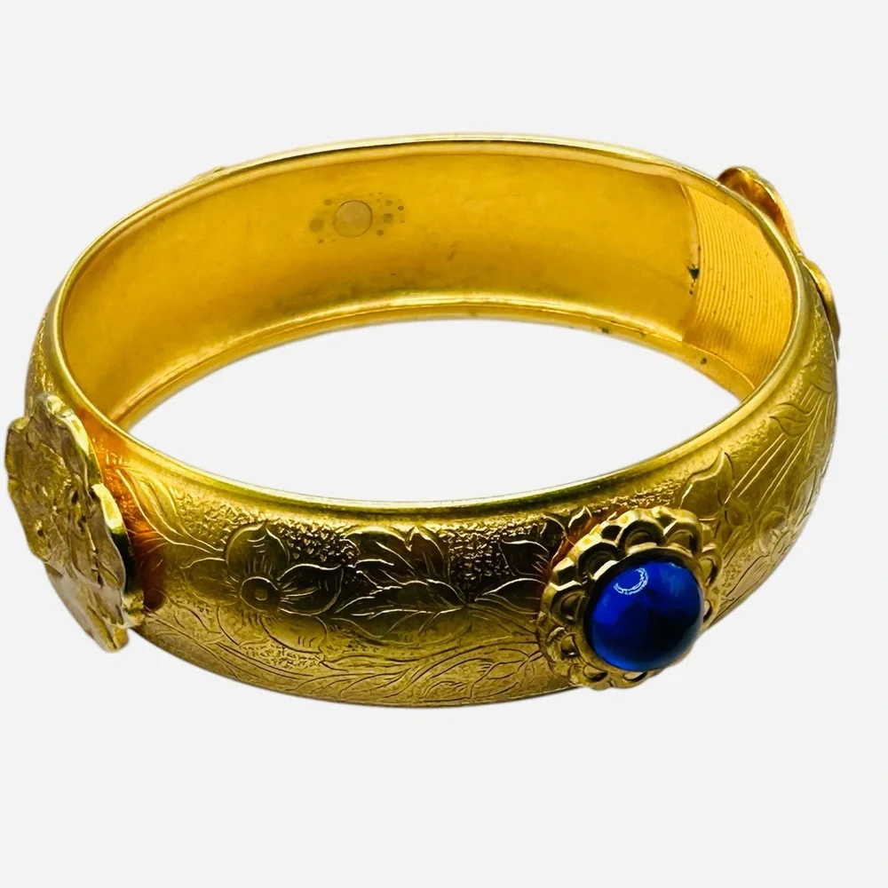 Vintage wonderful bangle