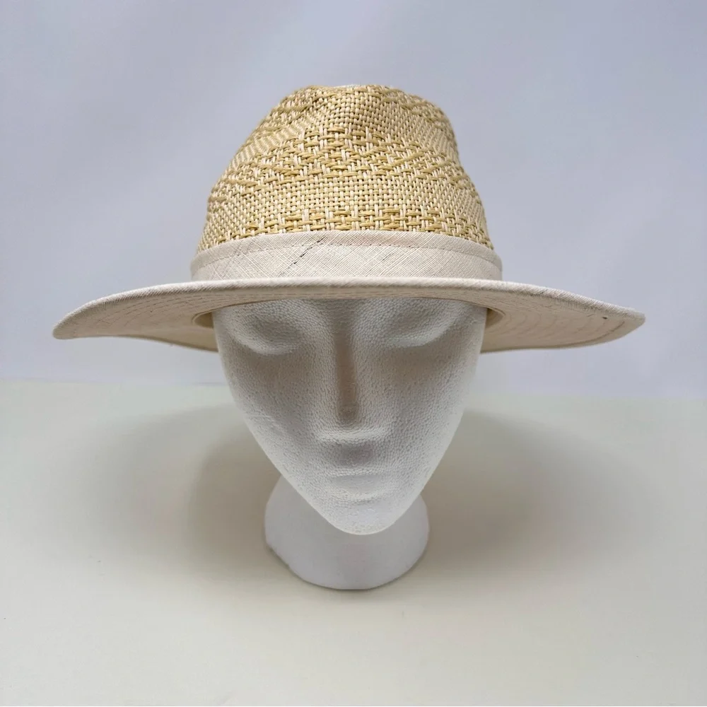 Henschel breathable woven