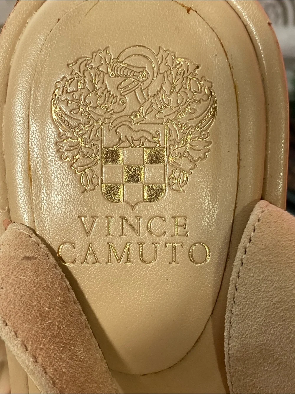 Vince Camuto elegant vince