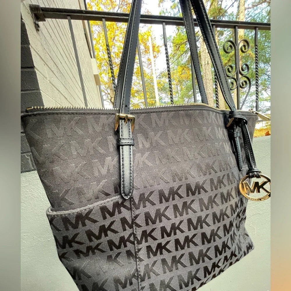 MICHAEL KORS BAG,Michael Kors Black Monogram Handbag